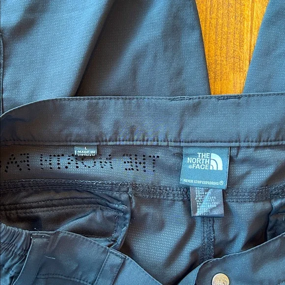 The North Face Zip-Off Pants - Picture 7 of 10